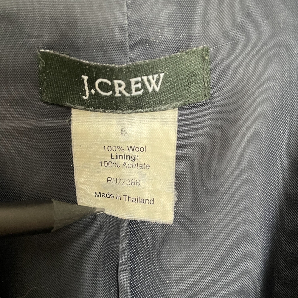 J Crew Vintage Women's Blazer, Navy with Gold Nautical Button - Sz 6 - Picture 2 of 7